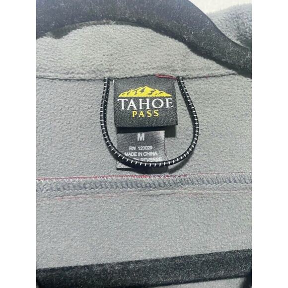 Tahoe Pass Jacket Men's Medium Zip Up Red Canvas With Three Pockets - Picture 4 of 8